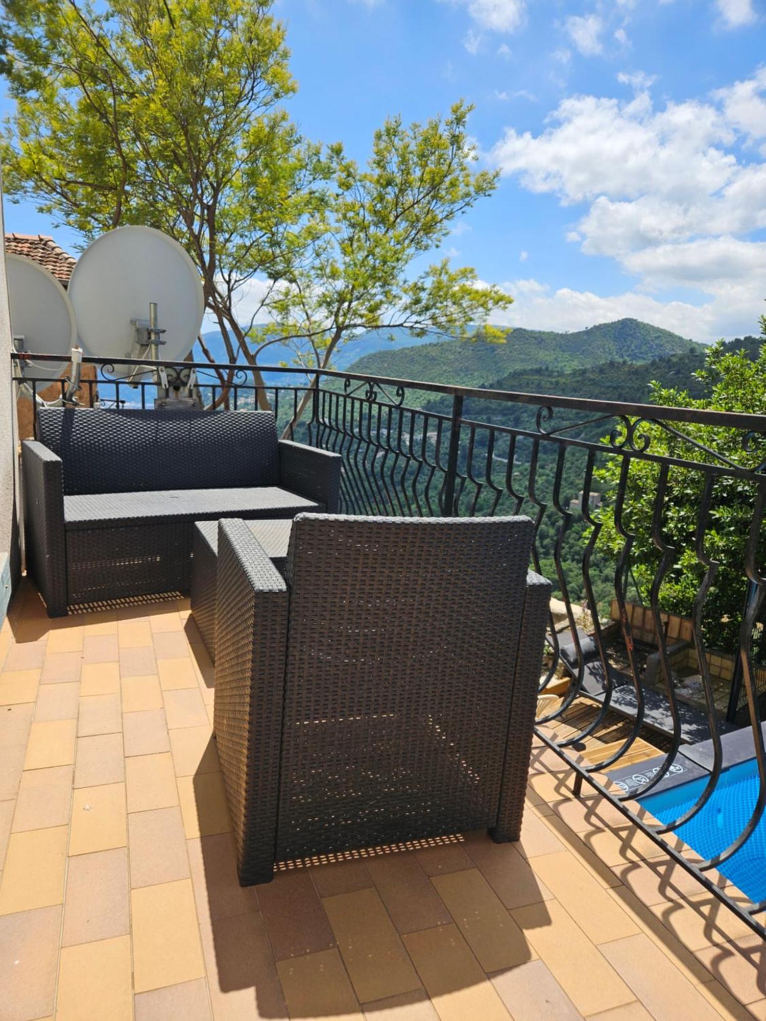 2 Pieces Au Calme Absolu Apartment Bonson  Exterior foto